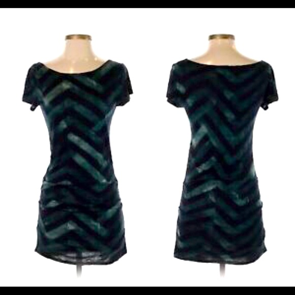 NWT XS Rachel Roy Chevron Ruched Tshirt Dress - Picture 1 of 4
